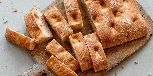Herbed Focaccia Bread (v)