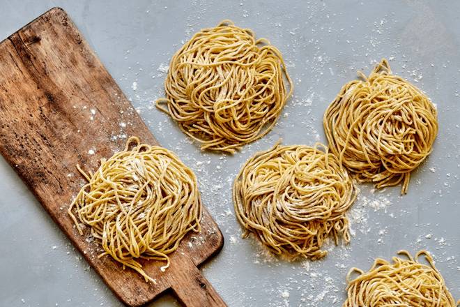 Egg White Noodles (uncooked)