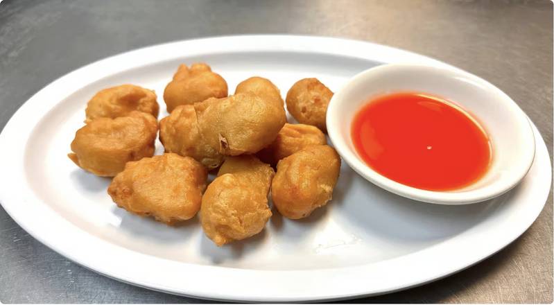 4. Chicken Nuggets (8 Pcs)