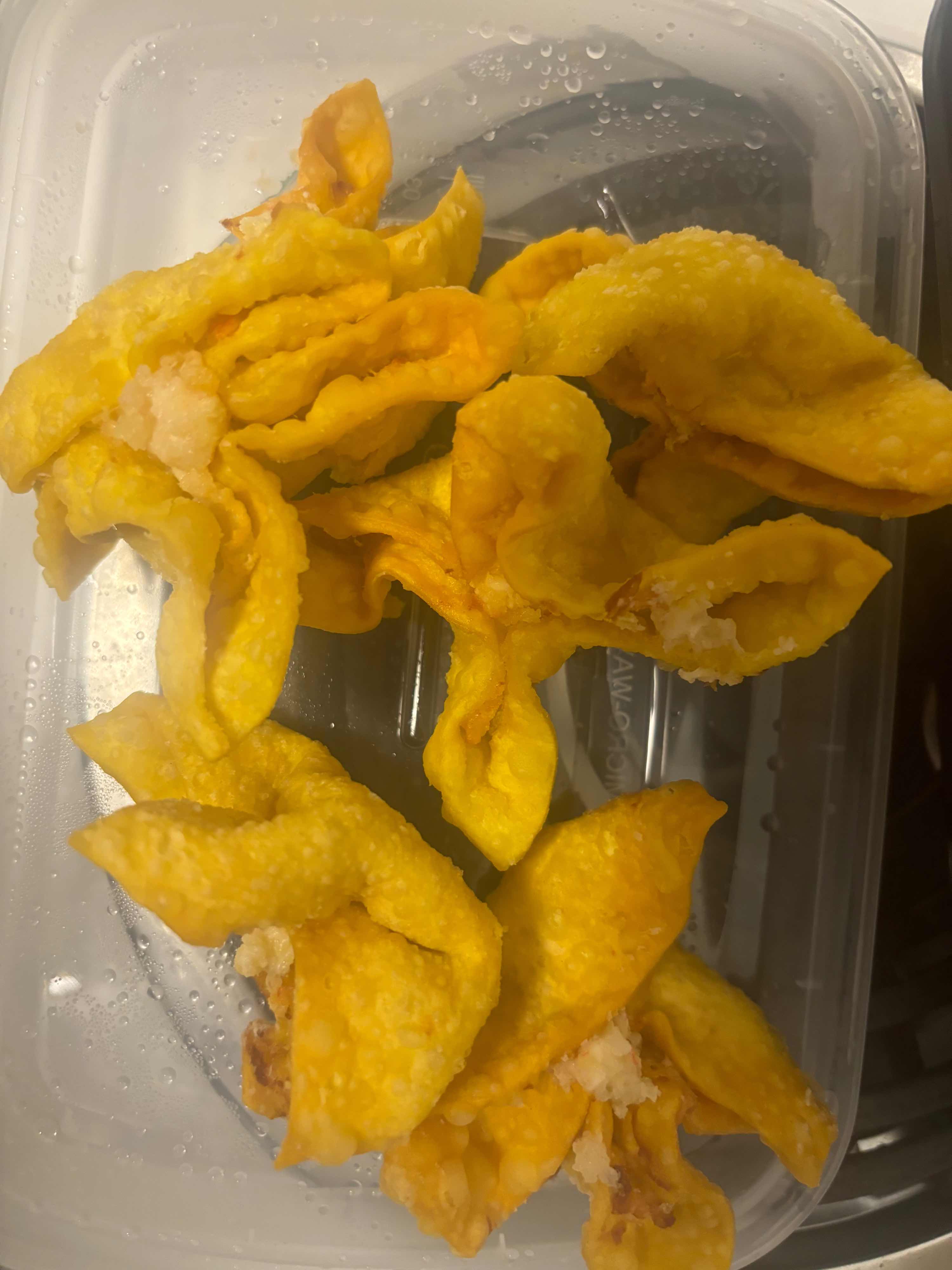 10. Crab Rangoon / 蟹角