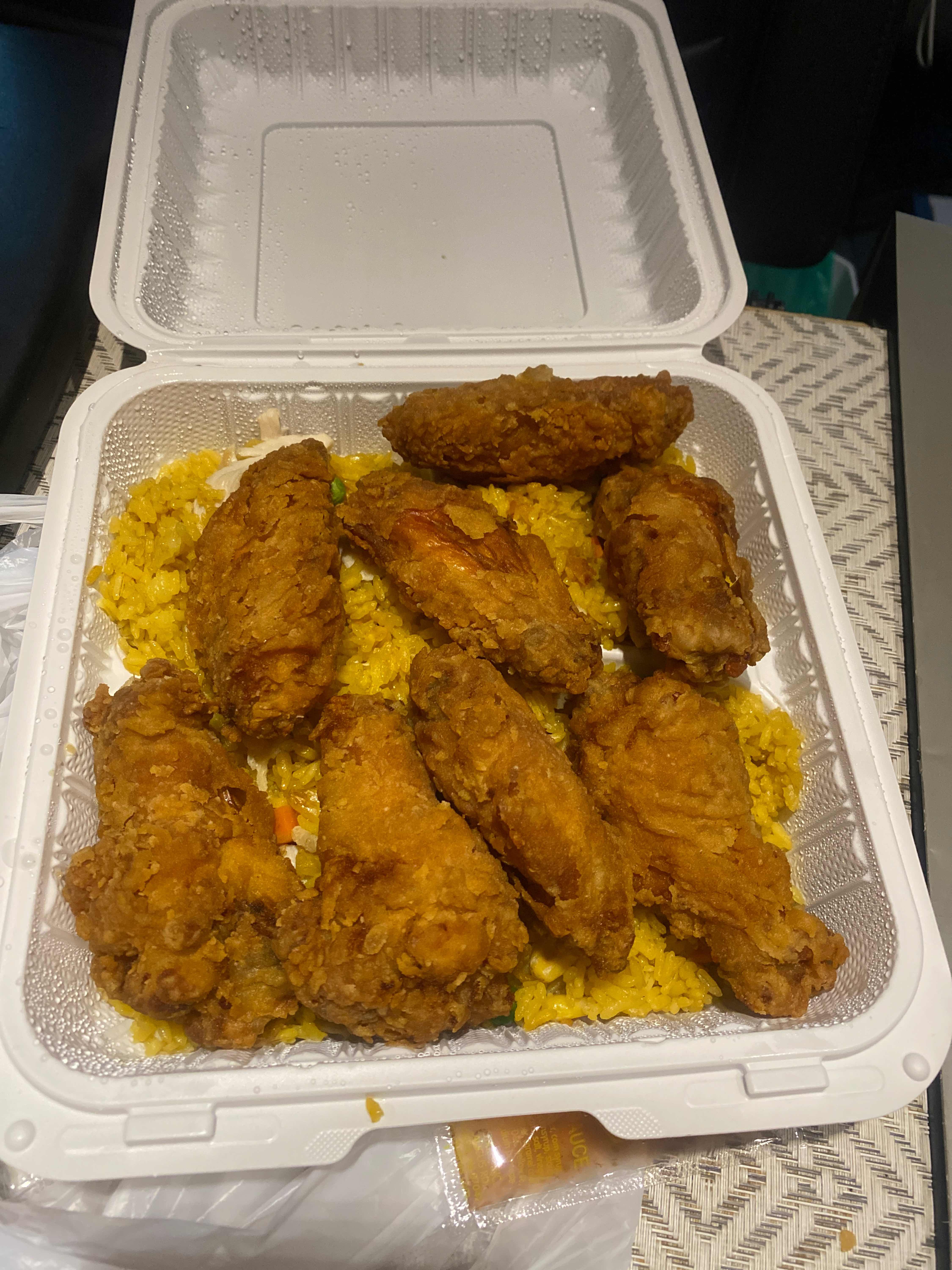 B1. Fried Chicken Wings / 炸鸡翼