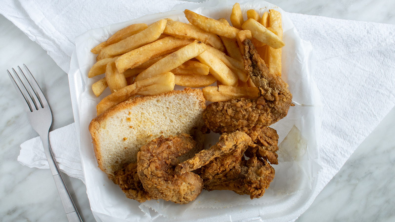 3 Wings with  Fries