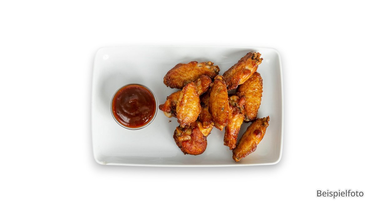 Hooters Smoked Wings