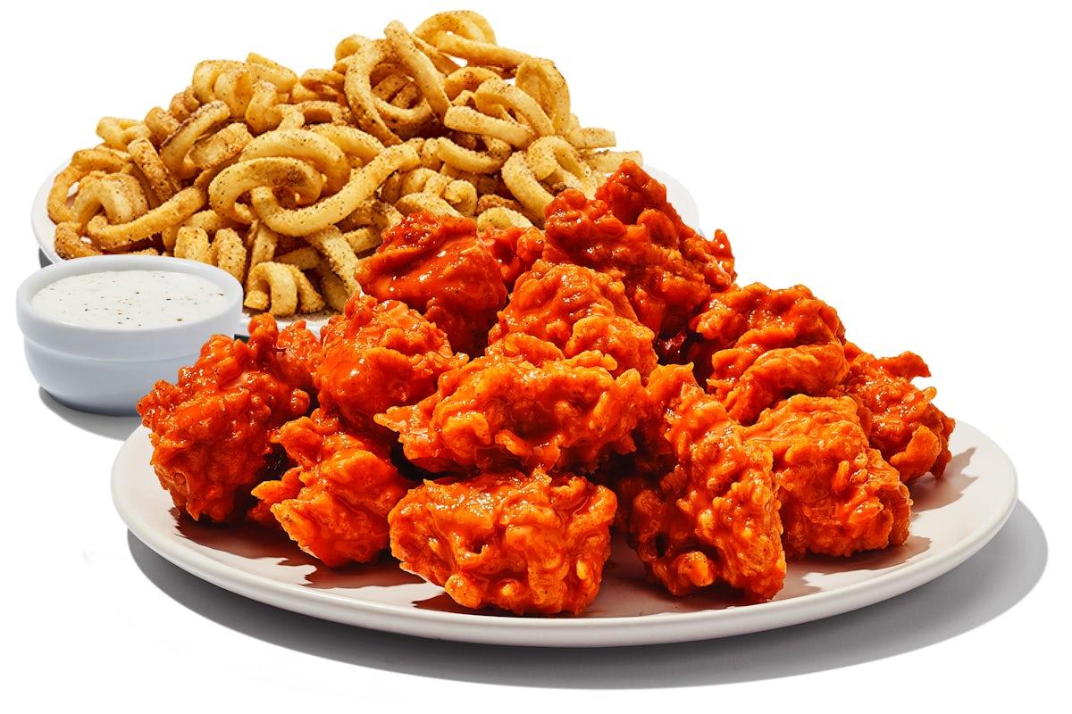 Boneless Wings and Fries