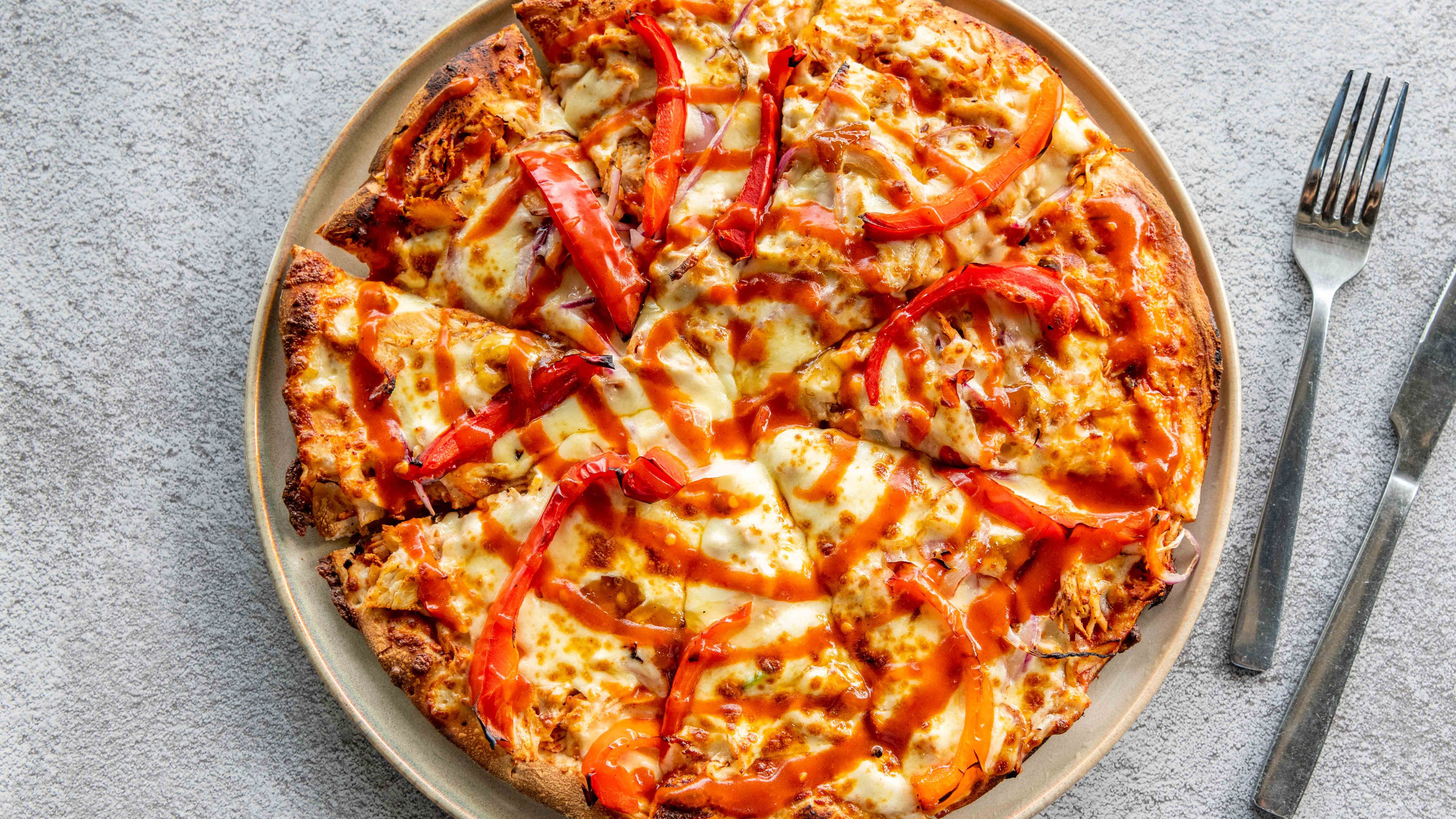 13" Large Peri Peri Chicken Pizza