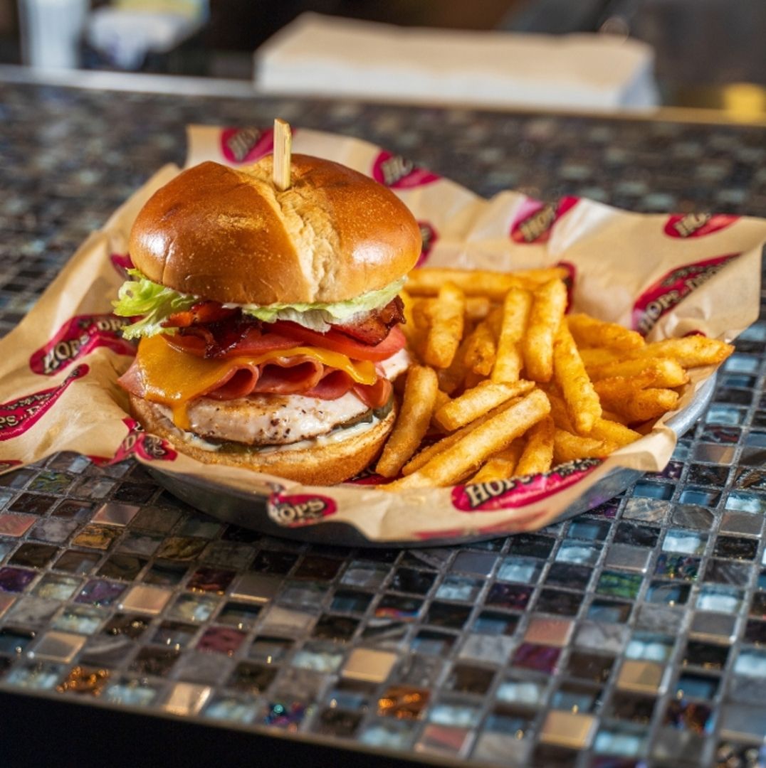 CHICKEN SANDWICH