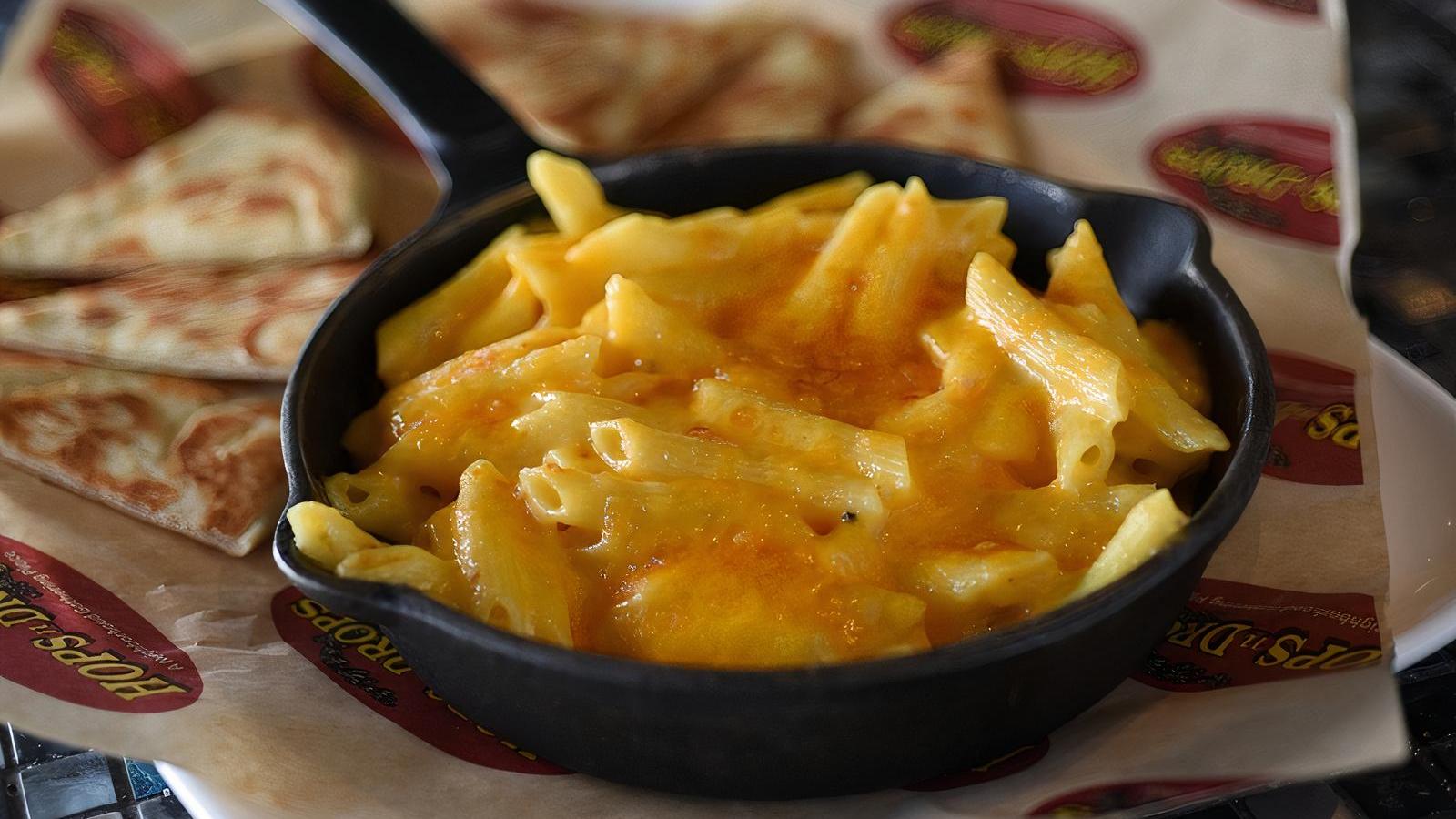 MAC and CHEESE 410