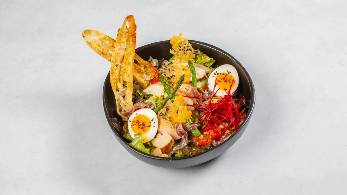 Caesar salata s piletinom