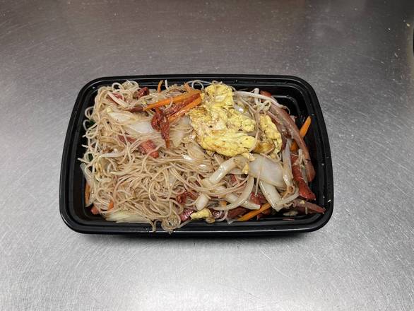 106. Roast Pork Chow Mein Fun 叉烧炒米粉
