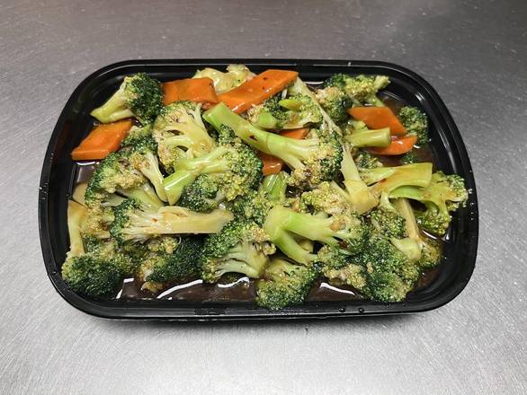 53. Broccoli with Garlic Sauce 魚香芥兰 大
