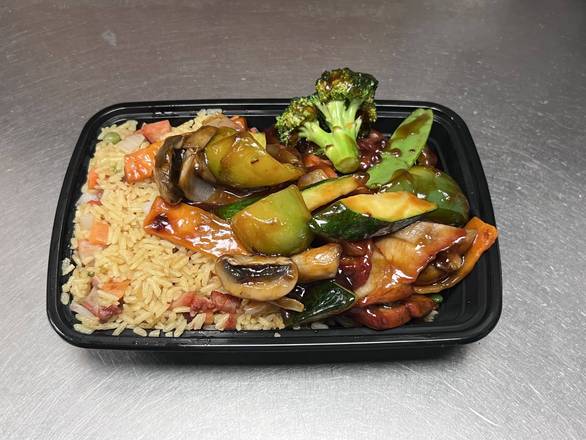 C13. Pork Szechuan Style 四川肉（晚餐）