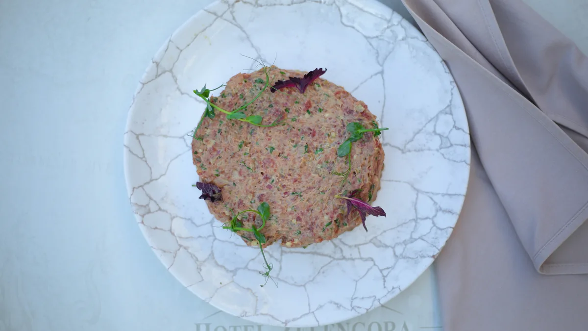 Tartar biftek