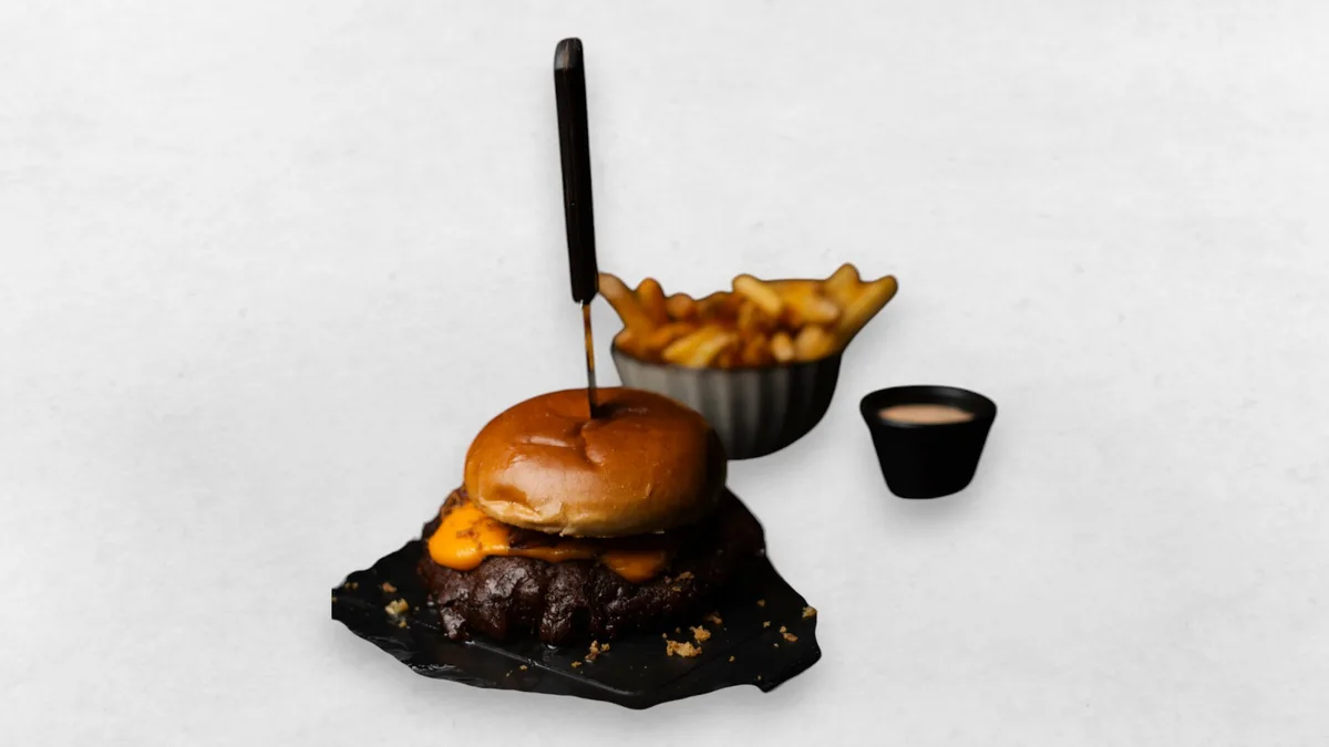 Cheesy Rösti Onion Burger