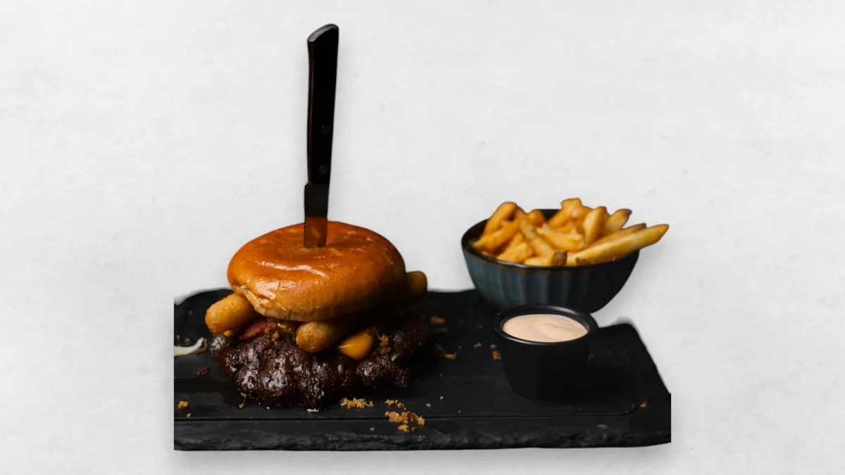 "Hotline 5" House Burger