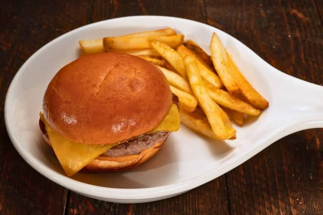Lil Hucks Cheeseburger