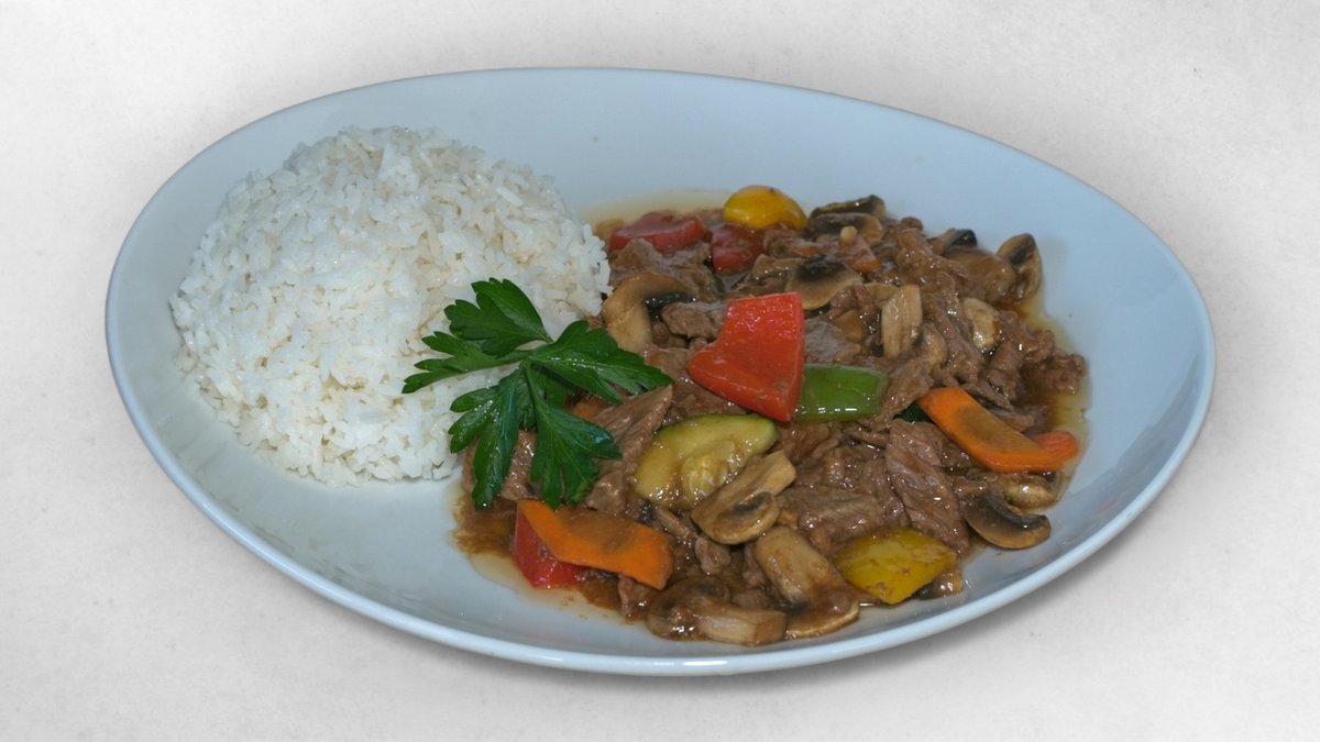 C14. Rindfleisch mit Champignons