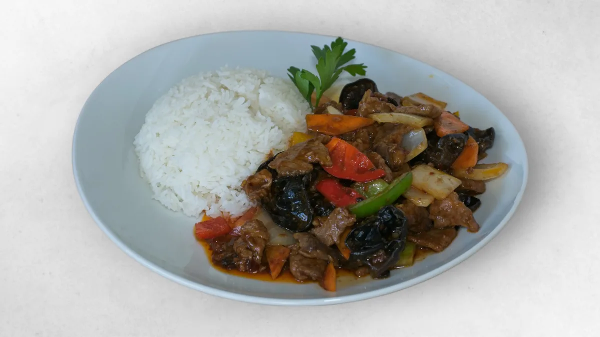 C18. Sah Cha Rindfleisch