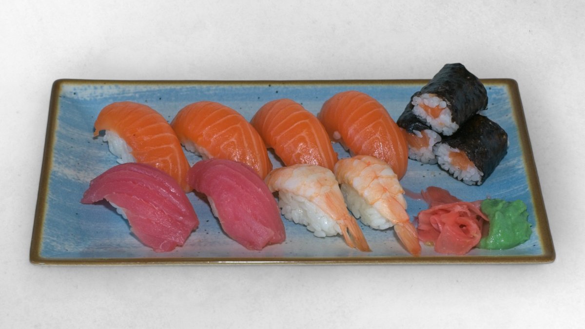 J10. Seafood Sushi