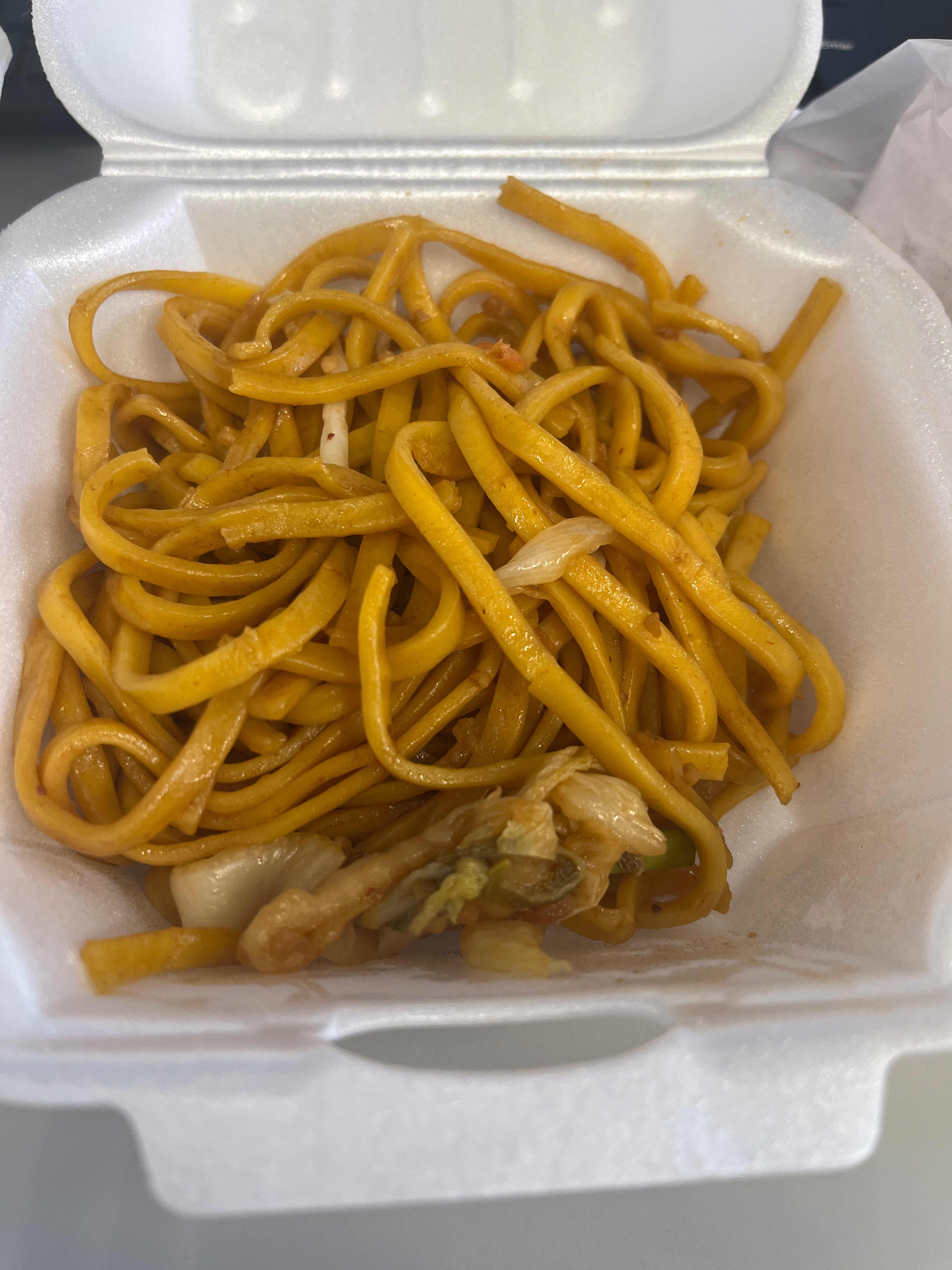 1/2 order veg lo mein