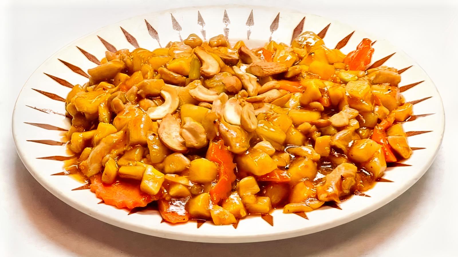 #3 Cashew Chicken