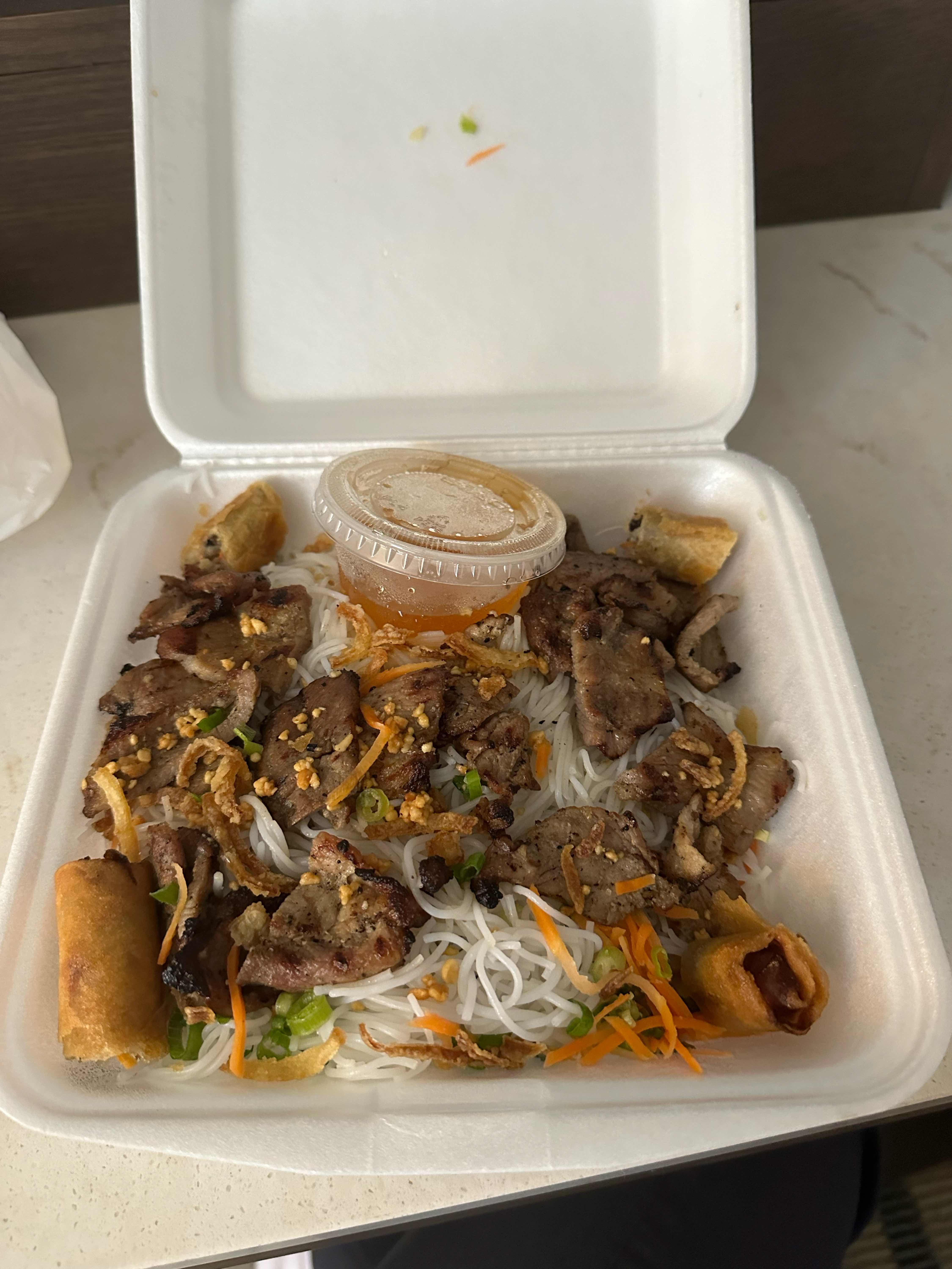 12. Bún Thịt Nướng