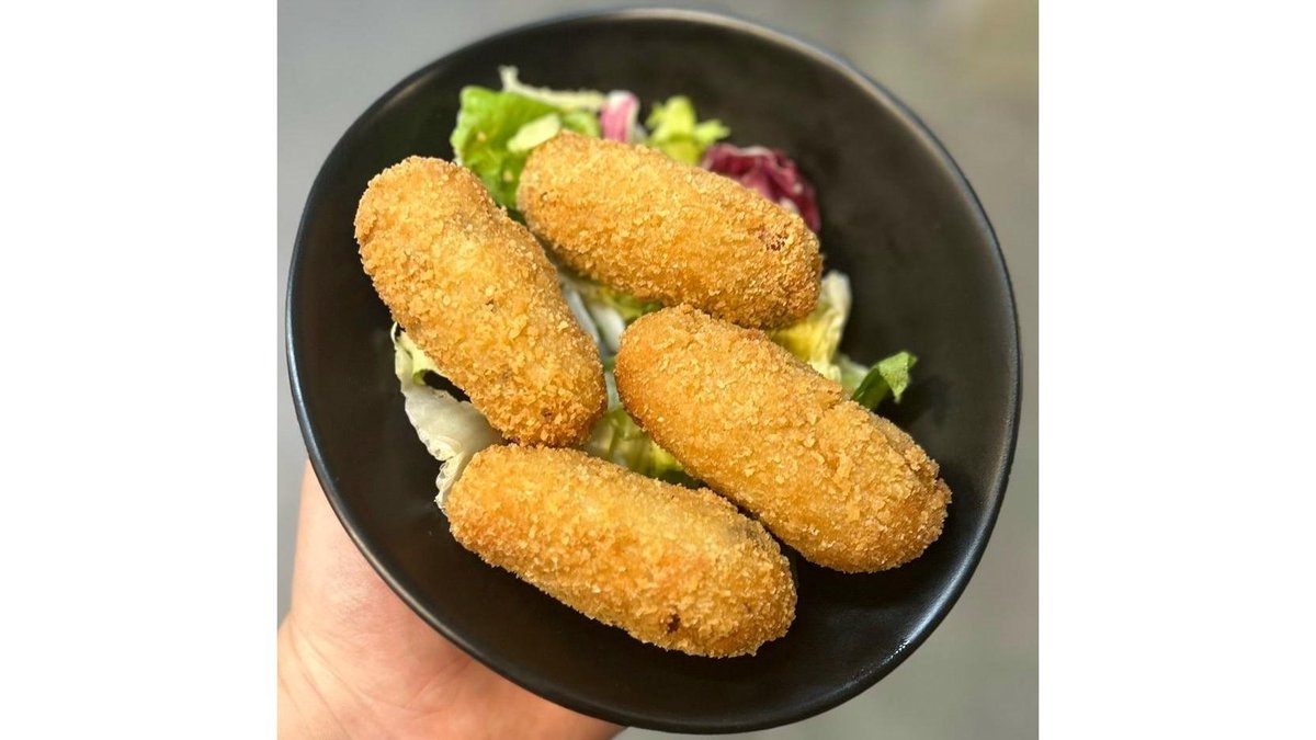 Croquetas de Jamon and Queso