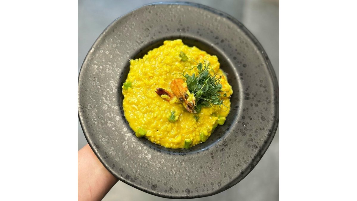 Risotto con Zafferano / Asparago and Gmaberi