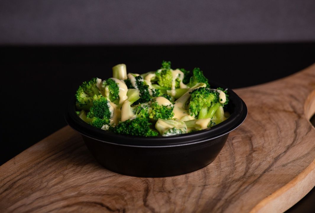 Vegan Cheesy Broccoli