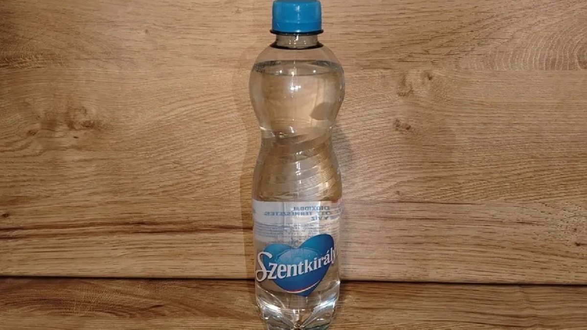 Szentkirályi szénsavas ásványvíz 0,5 l
