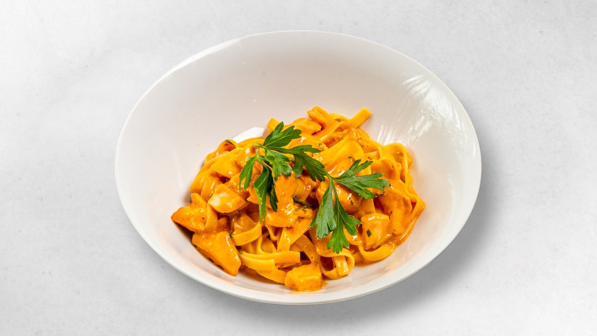 Fettuccine con Salmone