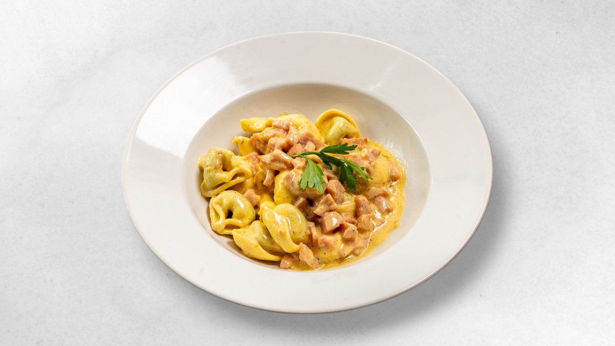 Tortellini Panna e Prosciutto