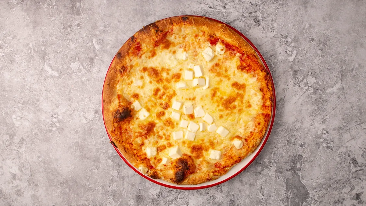 4 sajtos Pizza