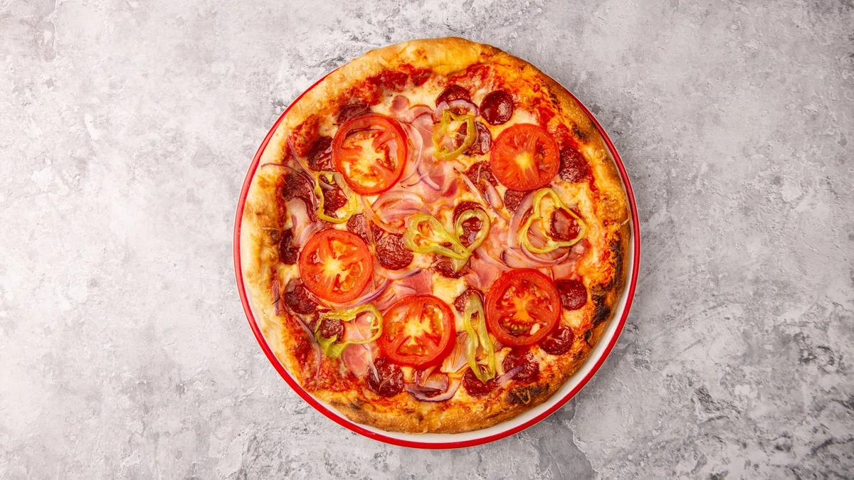 Magyaros Pizza