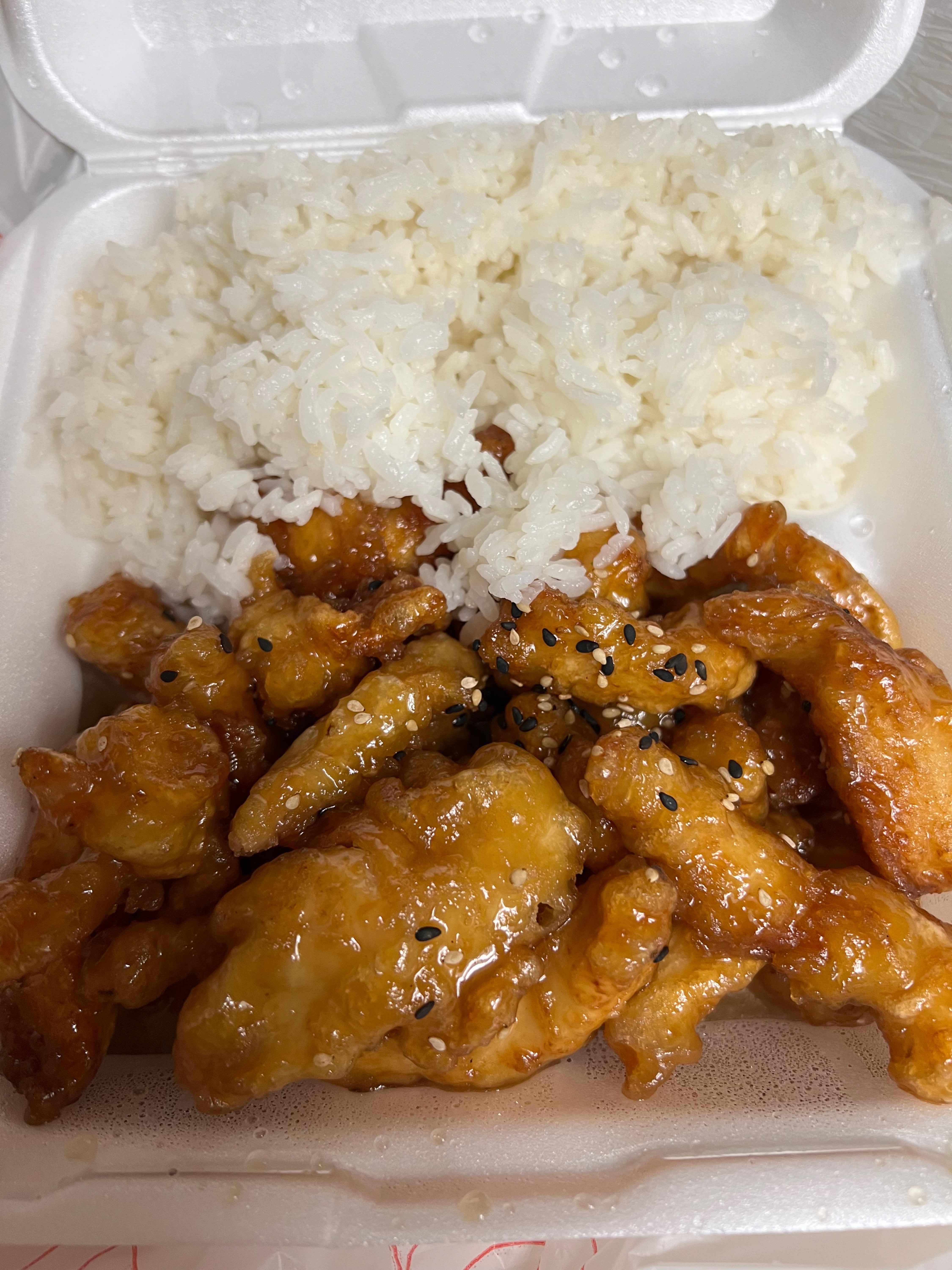 Sesame Chicken Entrée