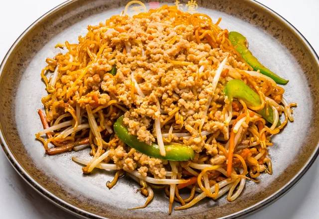 Stir Fry Shredded Chrr Siu Ramen