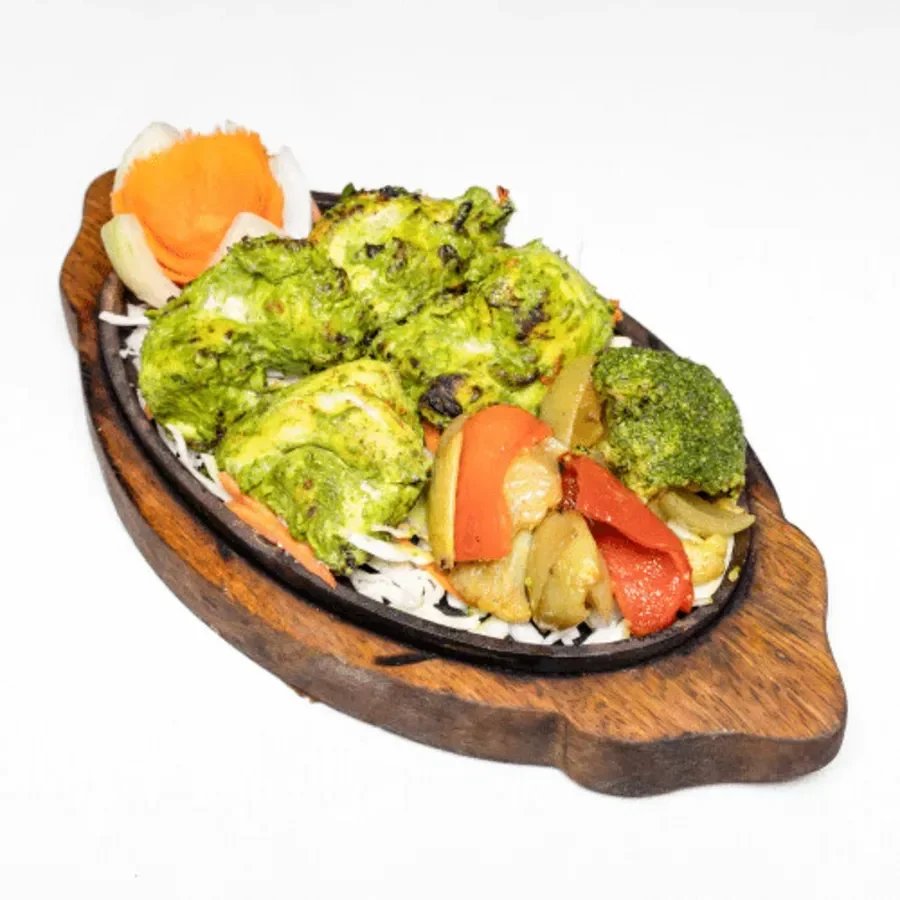 Hariyali Chicken Tikka Sizzler