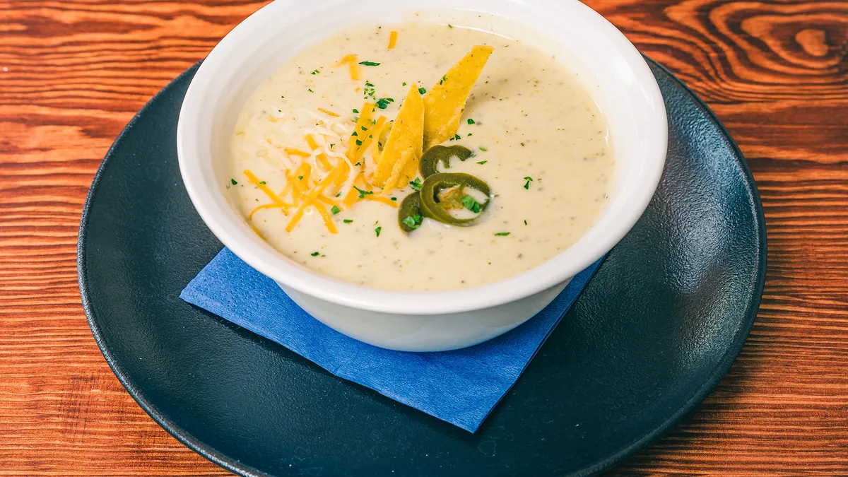 Jalapeno krémsajtleves