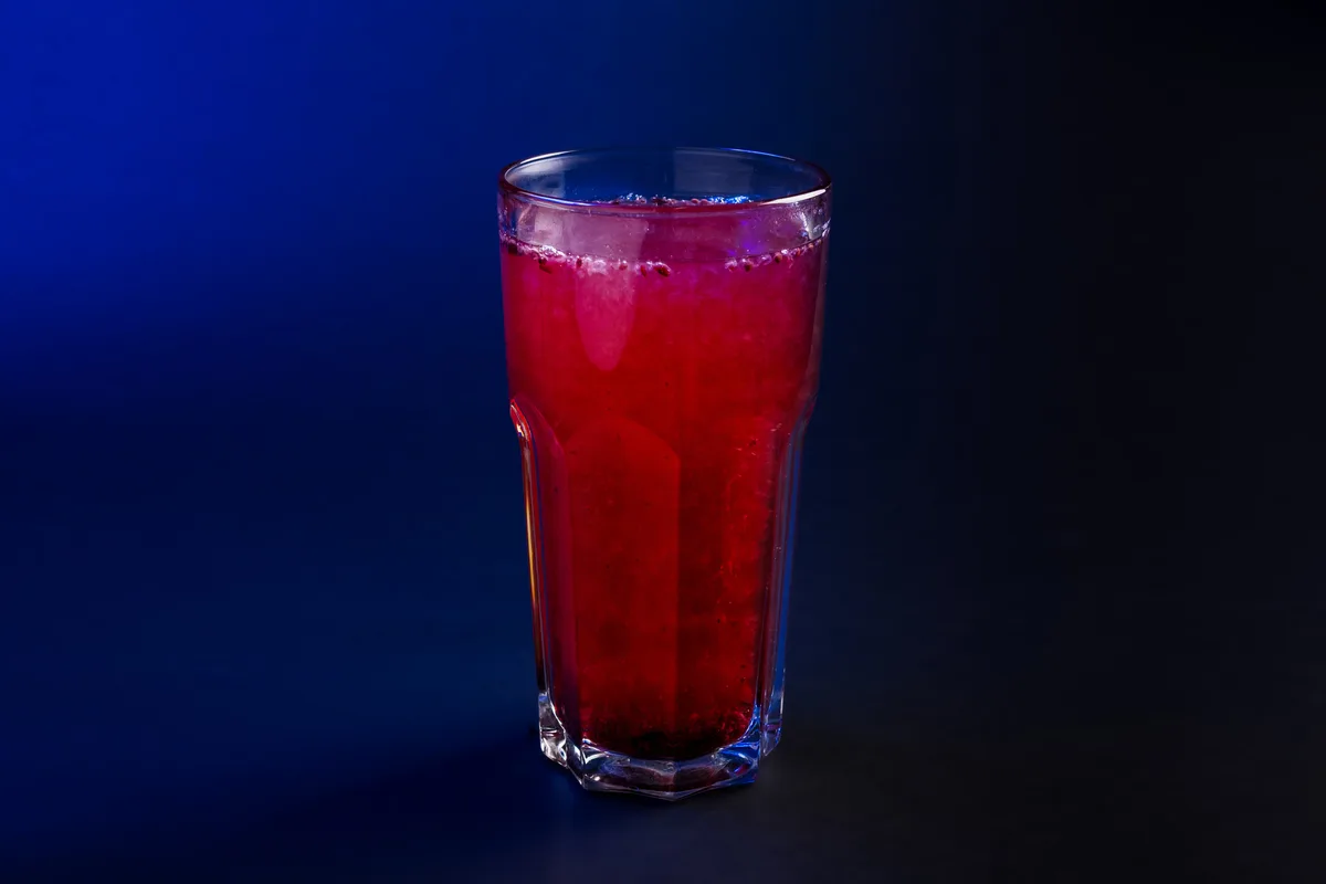 Raspberry-ginger lemonade