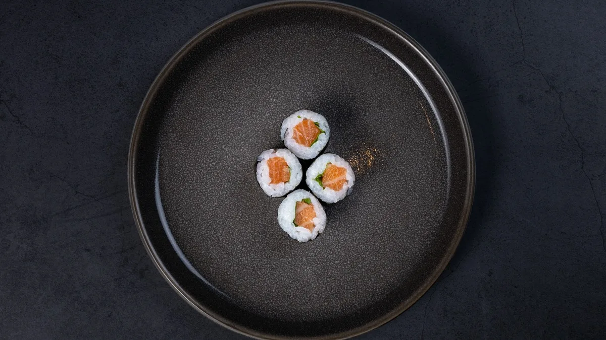 Hosomaki Salmon Coriander