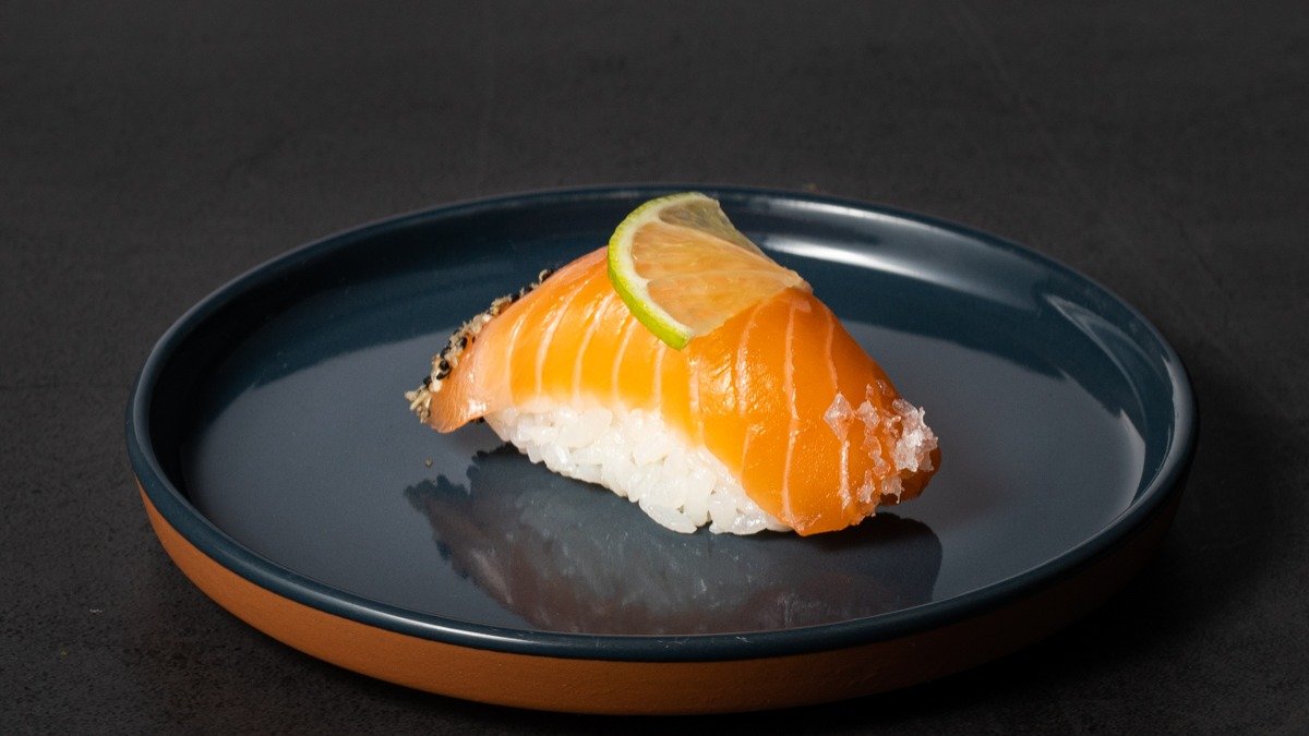 Nigiri Gari Salmon