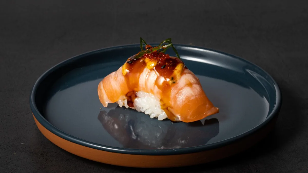 Nigiri Salmon Classic