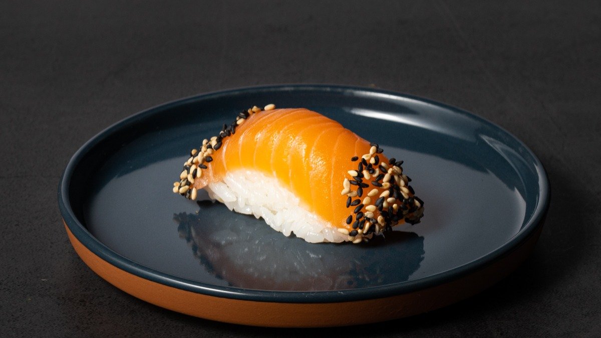 Nigiri Sesame Salmon