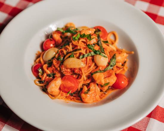 Spicy Scampi Spaghetti
