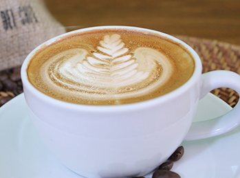 Americano con Leche