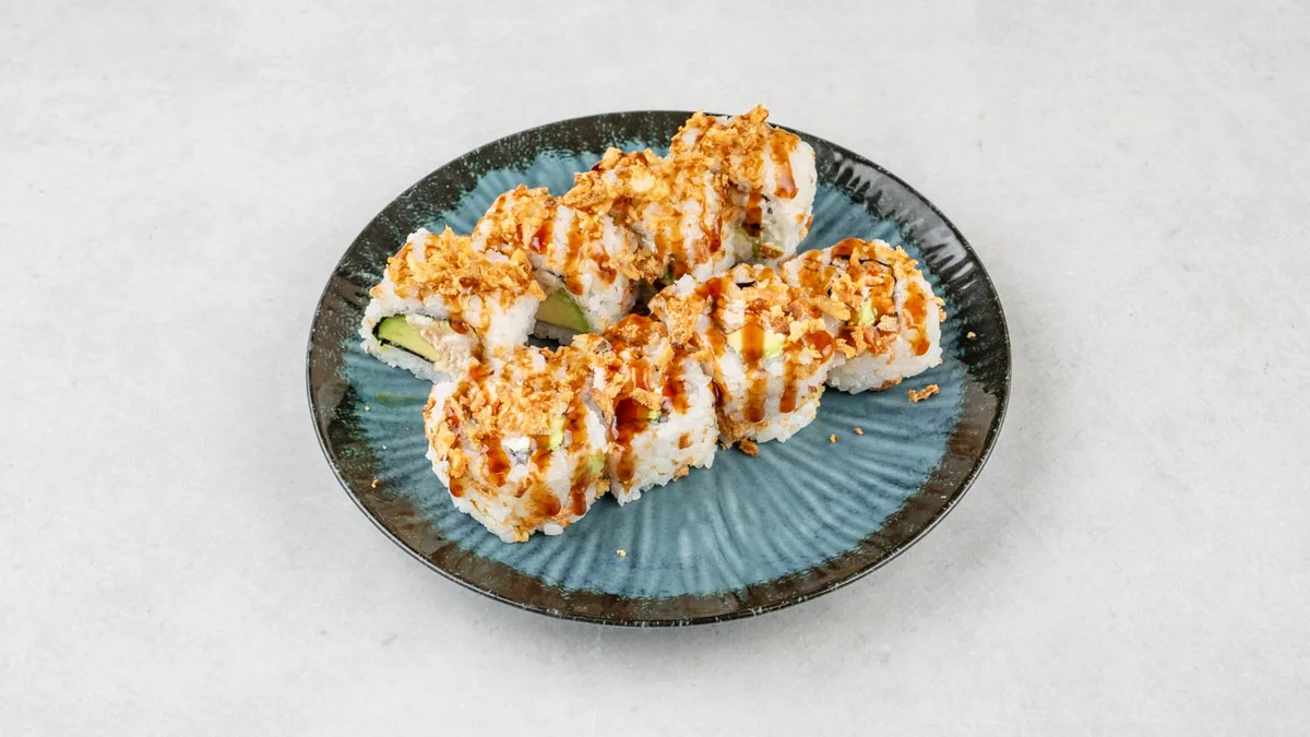 Salmon cream roll
