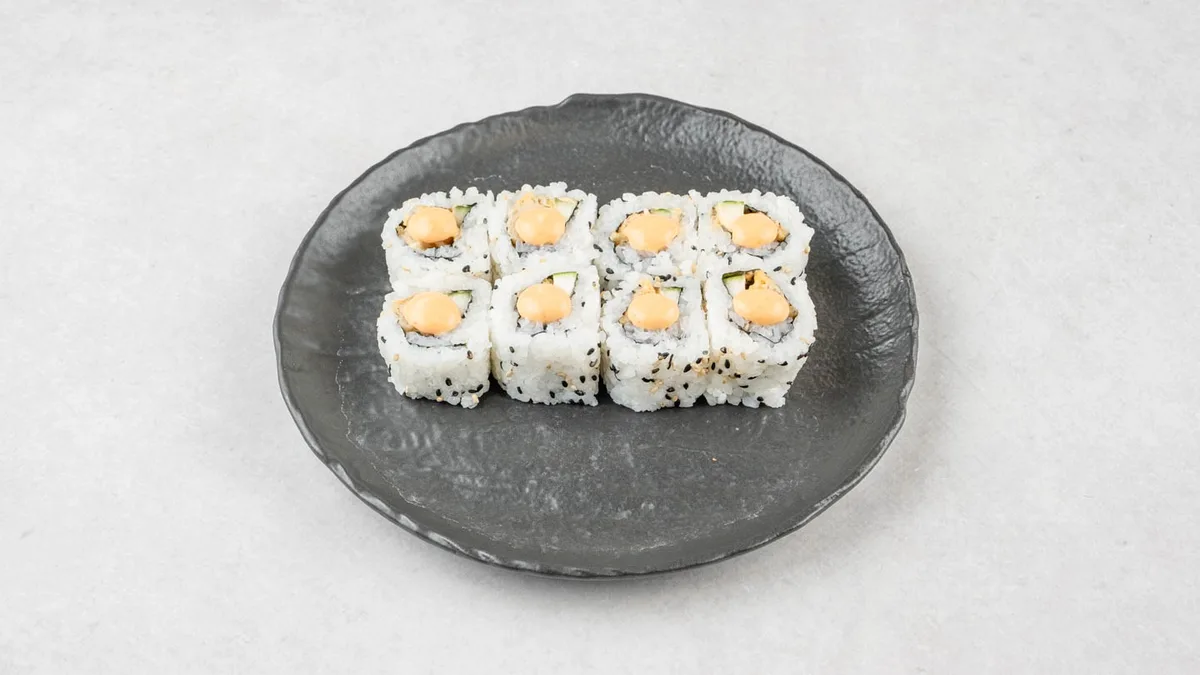 Spicy ebi roll