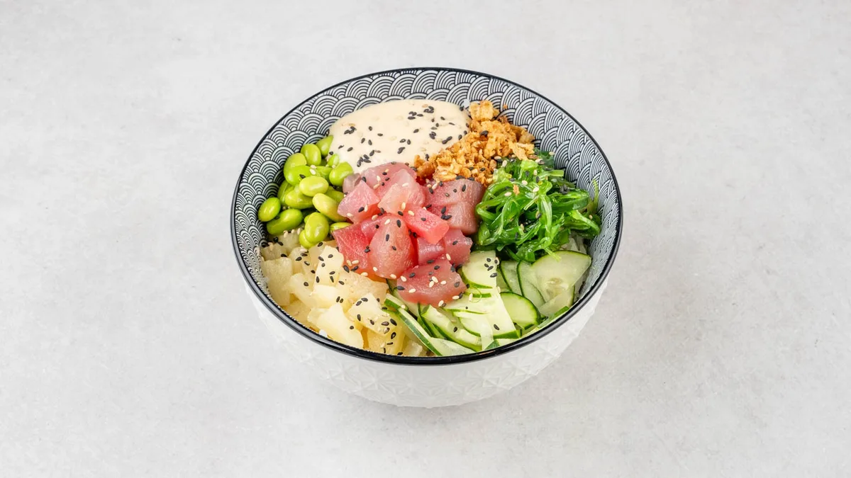 Tuna poke bowl