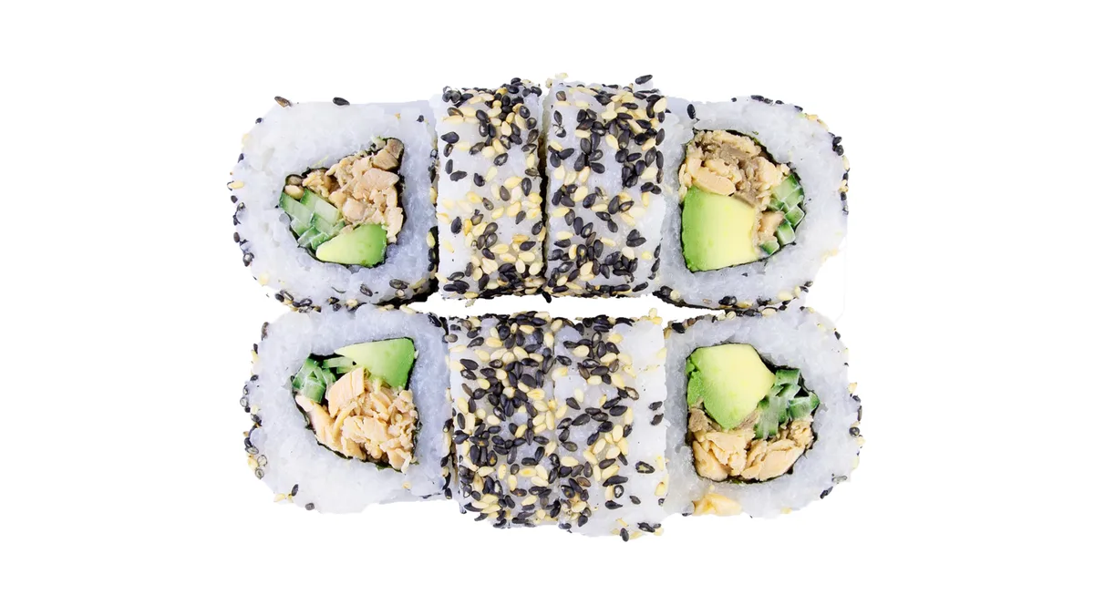 Goma Grill Salmon roll