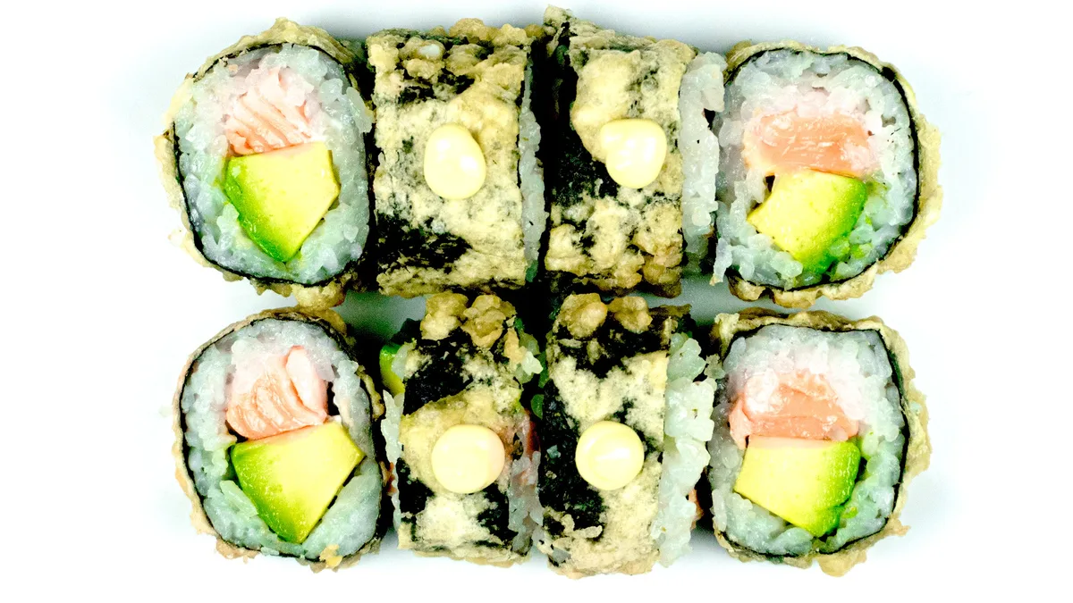 Tempura Futomaki Sake Avokádo