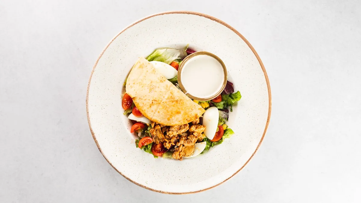 Ensalada Pollo